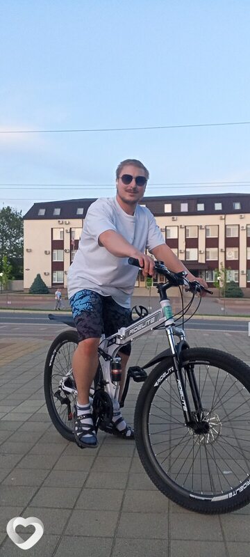 Владимир, 28, Усть-Лабинск — анкета №2370875