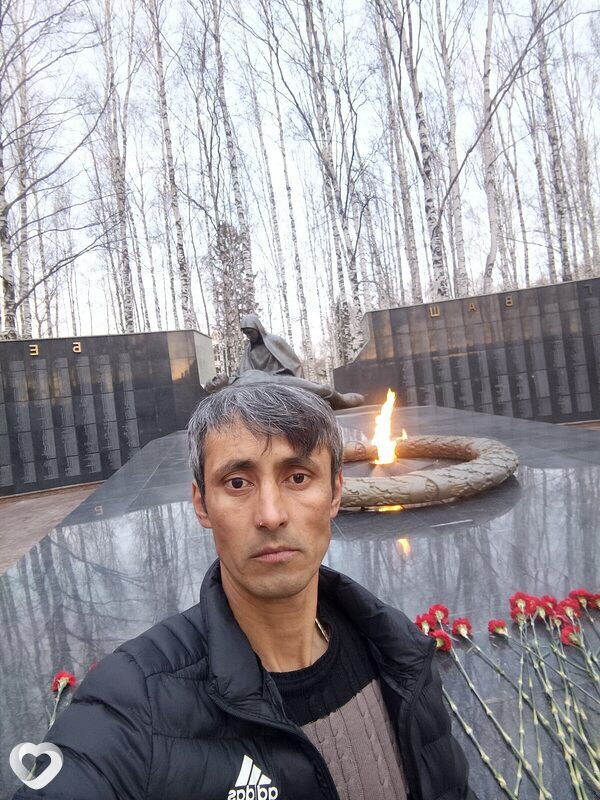 Шухрат, 40, Ханты-Мансийске — анкета №2371259