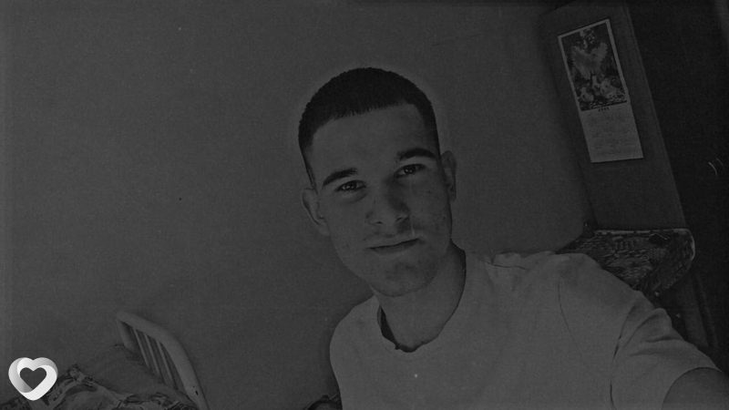 Александр, 20, Красноярске — анкета №2371008