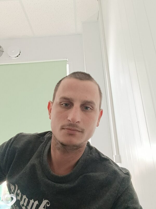 Дима, 29, Губкинском — анкета №2371030