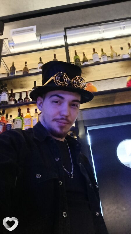 Алекс, 24, Москве — анкета №2371104