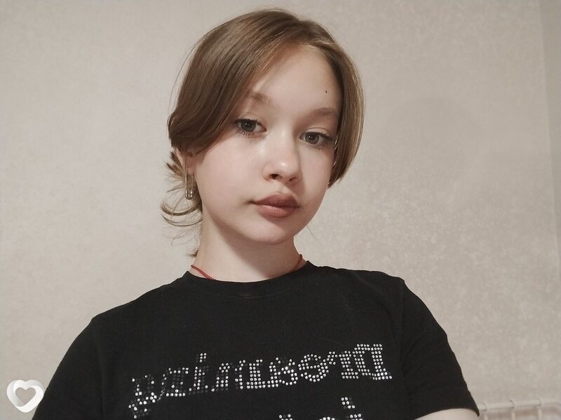 Эля, 20, Кирове — анкета №2371149