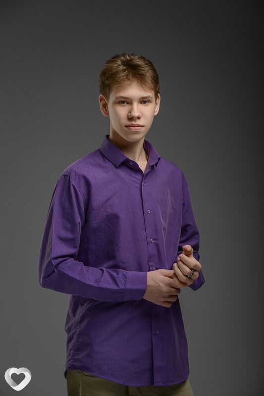 Александр, 19, Ленске — анкета №2371408