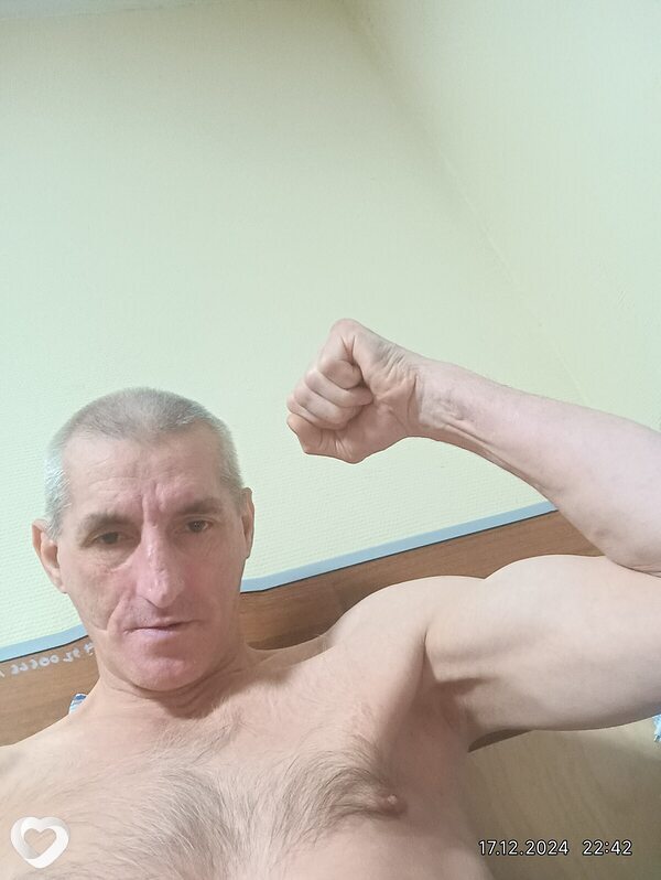 Виталий, 47, Черногорске — анкета №2371448