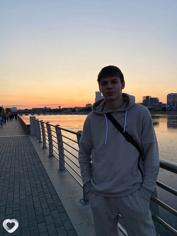 Дмитрий, 22, Челябинске — анкета №2371645