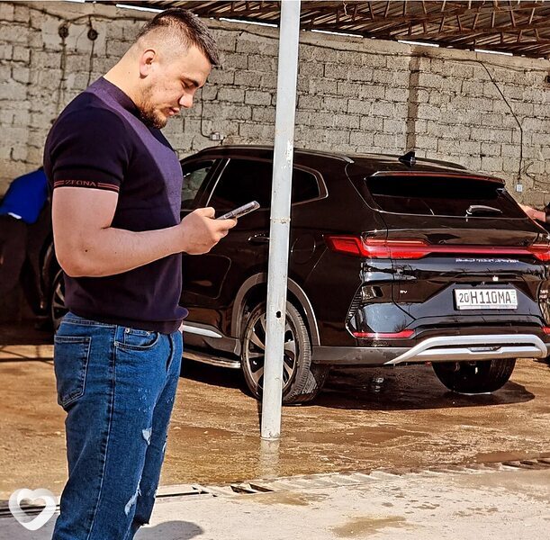 Баха, 27, Москве — анкета №2371663