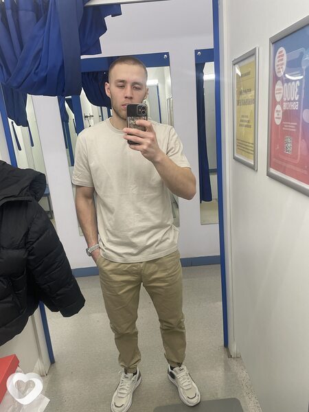 Кирилл, 26, Челябинске — анкета №2371809