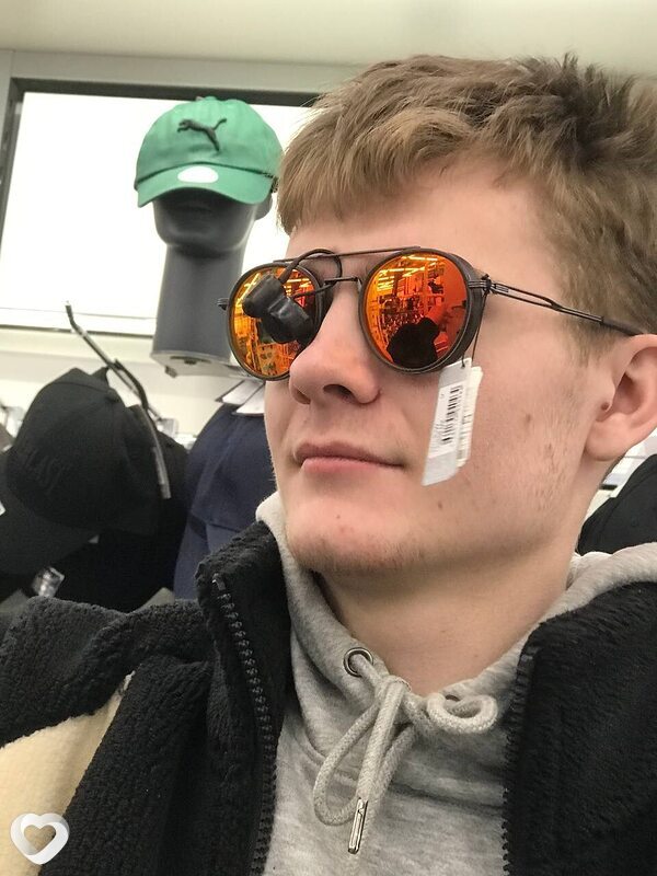 Евгений, 20, Новокузнецке — анкета №2372050