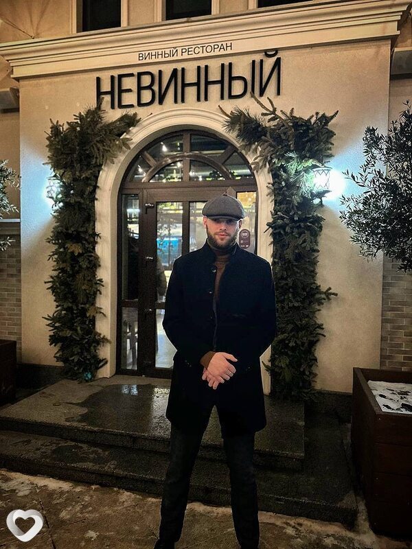 Артем, 28, Москве — анкета №2372106