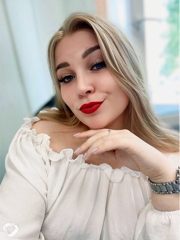 Полина, 26, Кемерове — анкета №2372180