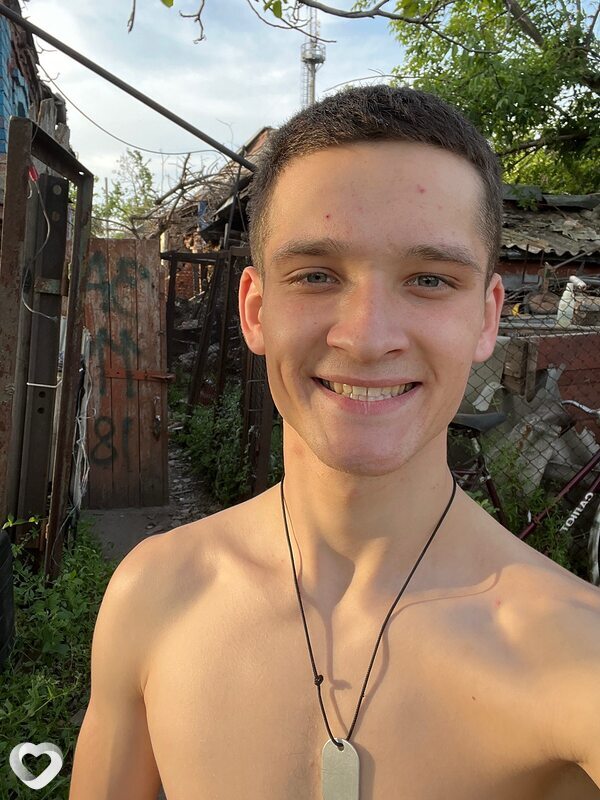 Василий, 21, Челябинске — анкета №2372157