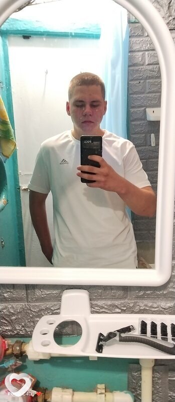 Александр, 21, Екатеринбурге — анкета №2373289