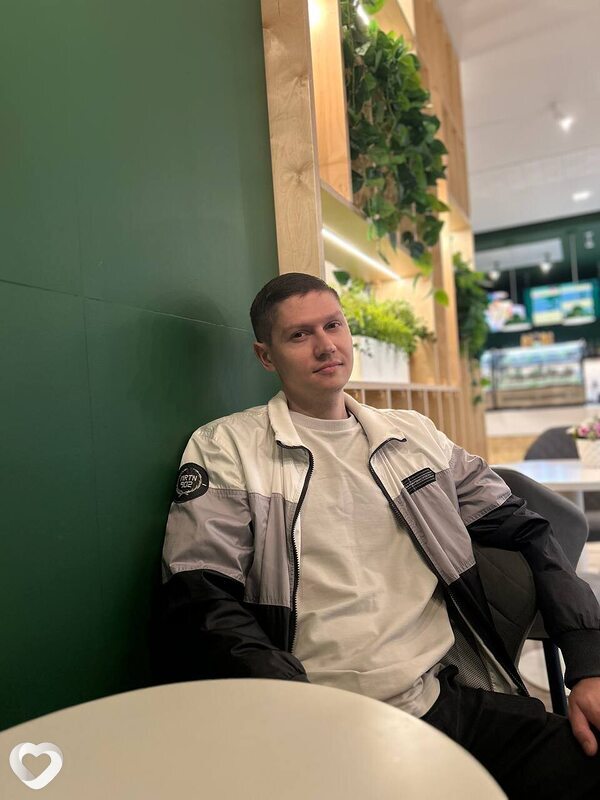 Виктор, 32, Красноярске — анкета №2372779