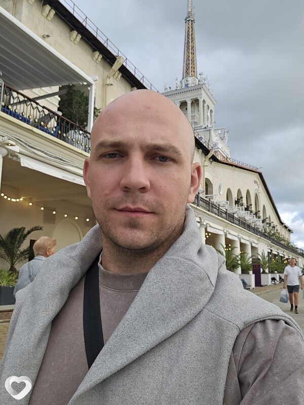 Виктор, Москва
