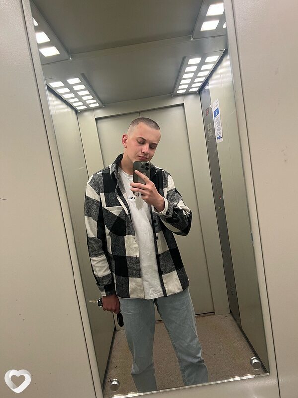 Дмитрий, 23, Челябинске — анкета №2373597