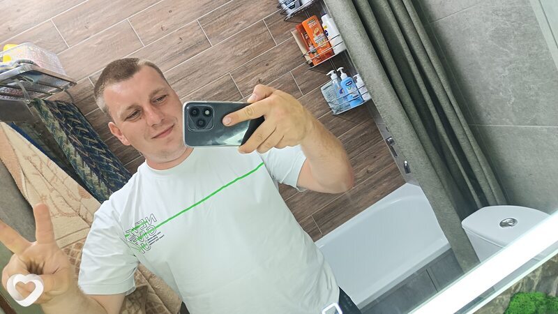 Игорь, 29, Михайловск (Ставропольский край) — анкета №2374218