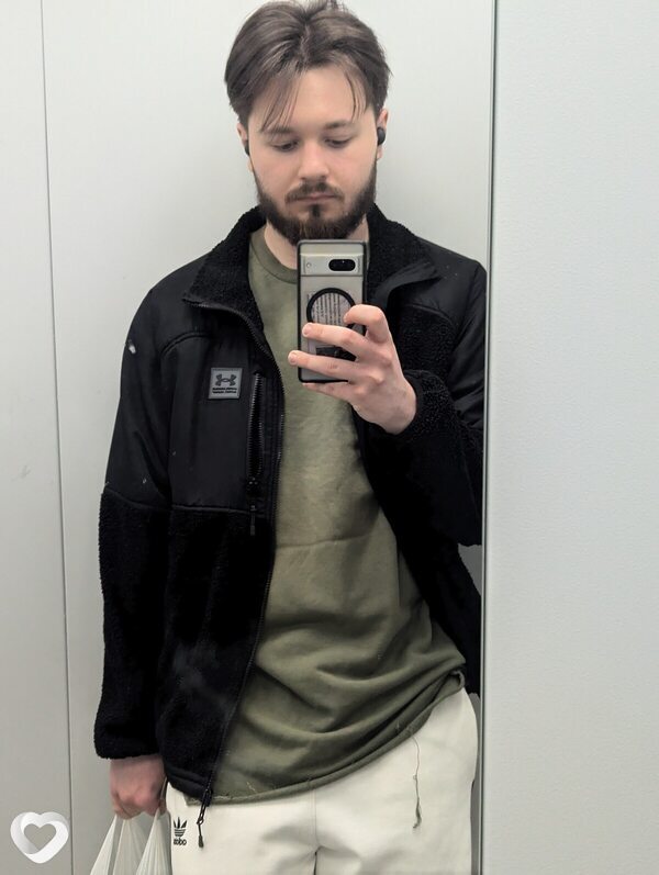 Даниил, 22, Томске — анкета №2374391