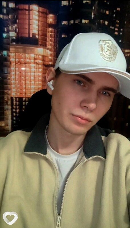 Артемий, 22, Перми — анкета №2374948