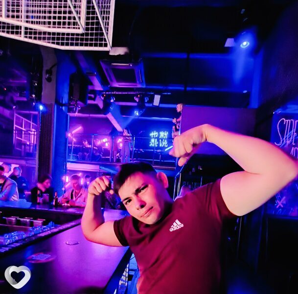 Юрий, 24, Бузулуке — анкета №2375011