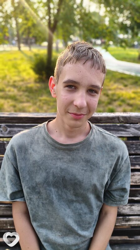 Богдан, 19, Шахтах — анкета №2375450
