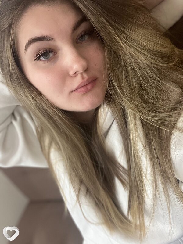 Полина, 20, Смоленске — анкета №2375565