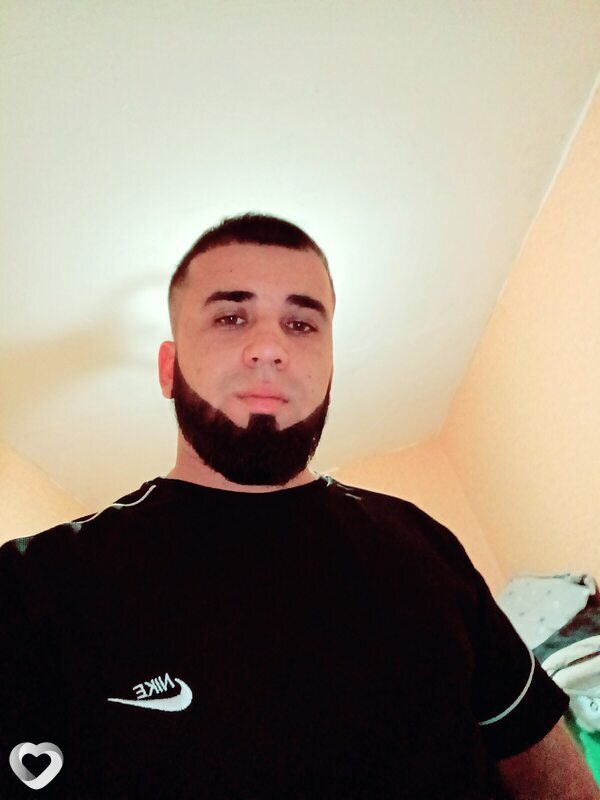 Алик, 22, Чехове — анкета №2375514