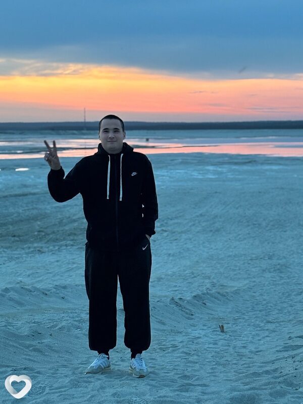 Артур, 23, Екатеринбурге — анкета №2375531