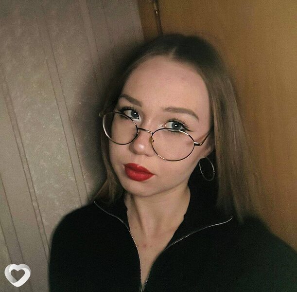 Екатерина, 21, Омске — анкета №2375723