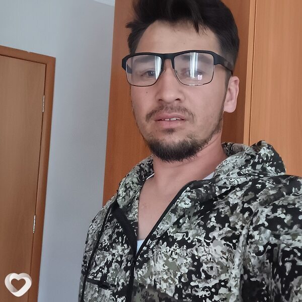 Максим, 33, Кургане — анкета №2375655