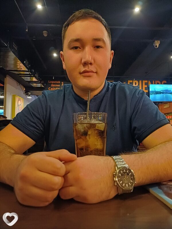 Ильмир, 21, Тюмени — анкета №2376427