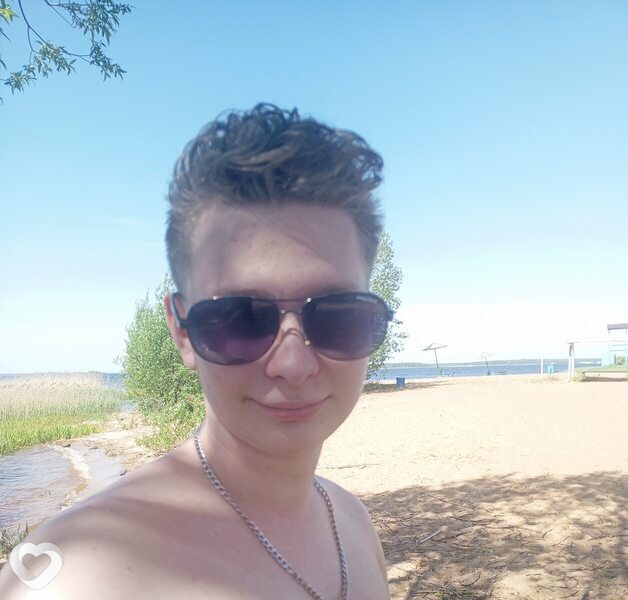 Миша, 19, Дубне — анкета №2376488