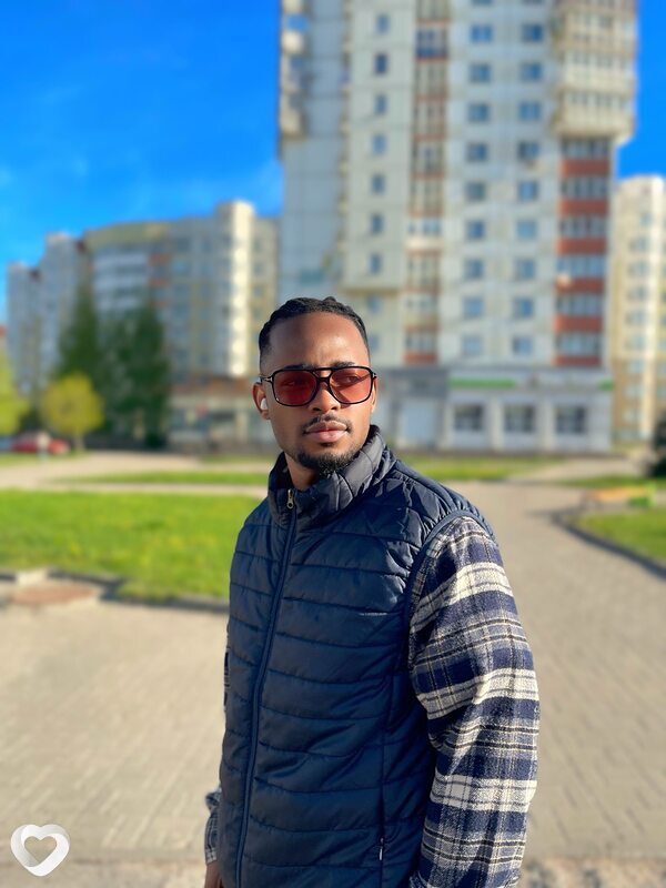 Бенжамин, 27, Минске — анкета №2376564