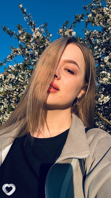Юлия, 21, Мелитополе — анкета №2376575