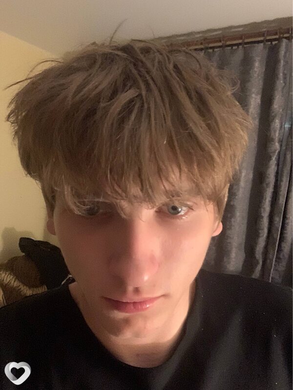 Артем, 20, Слуцке — анкета №2376524