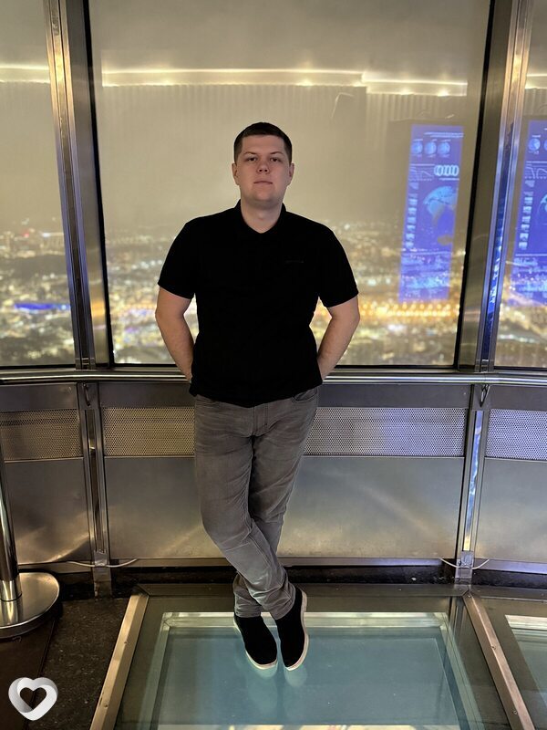 Артём, 26, Барнауле — анкета №2376729