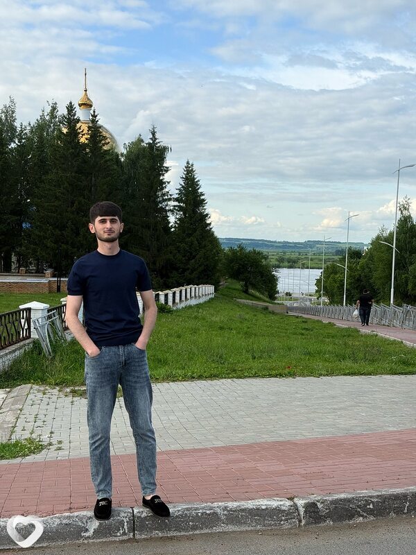 Фархад, 23, Нижнекамске — анкета №2377843