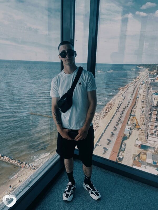 Слава, 23, Калининграде — анкета №2377791