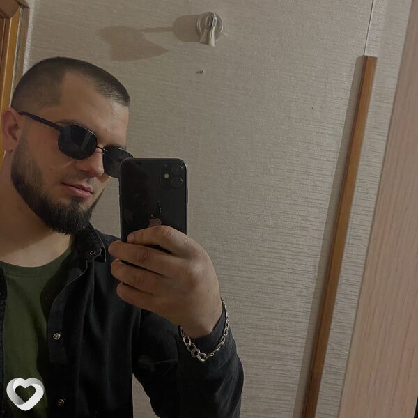 Иван, 26, Губкинском — анкета №2377805