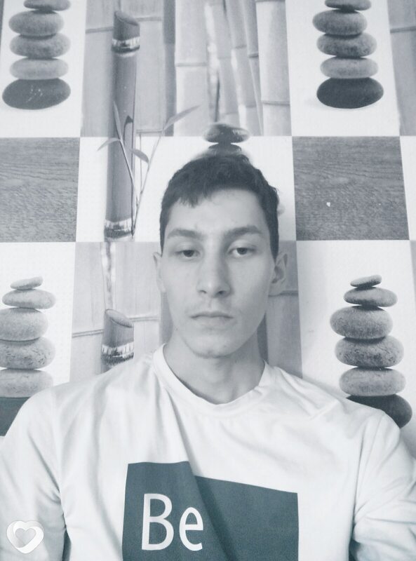 Владислав, 24, Омске — анкета №2377878