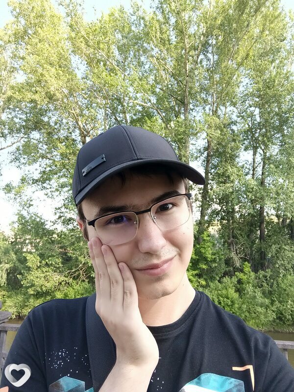Глеб, 19, Красноярске — анкета №2378029