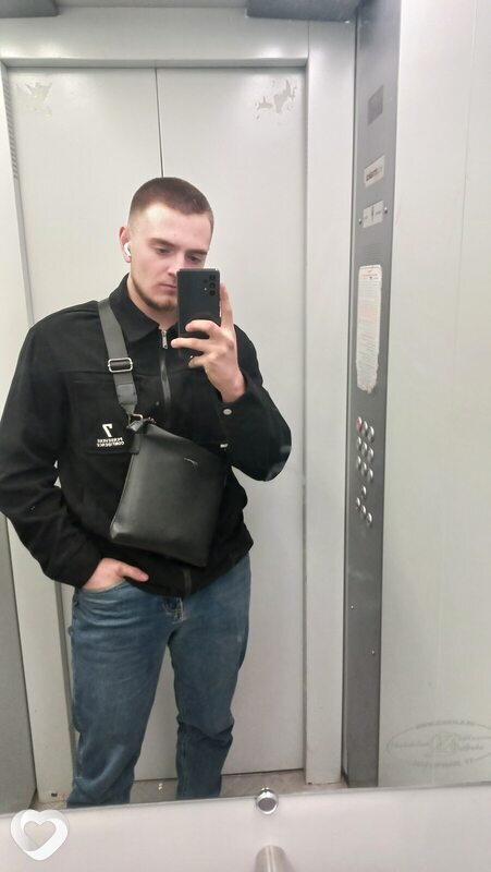 Антон, 20, Тюмени — анкета №2378811