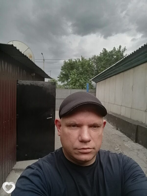 Михаил, 42, Семей — анкета №2378164