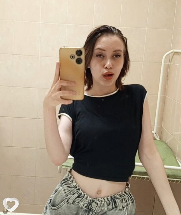 Вика, 20, Москве — анкета №2378629