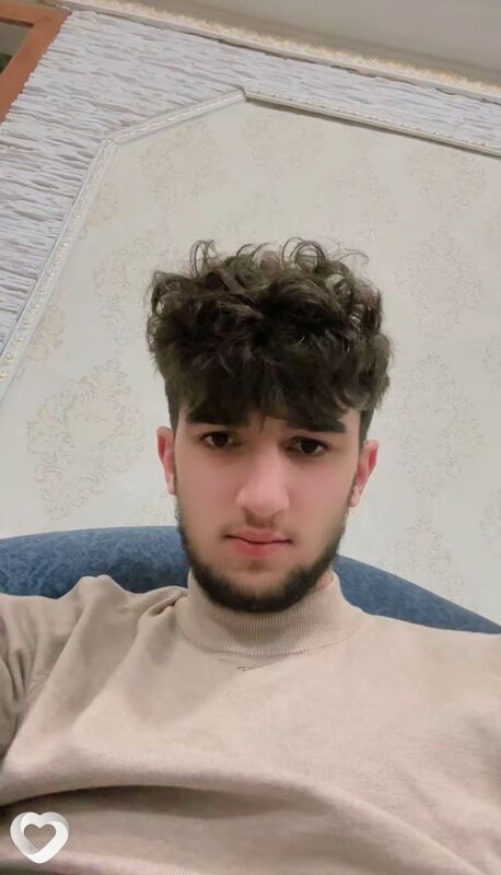 Артур, 20, Сергиеве Посаде — анкета №2378898