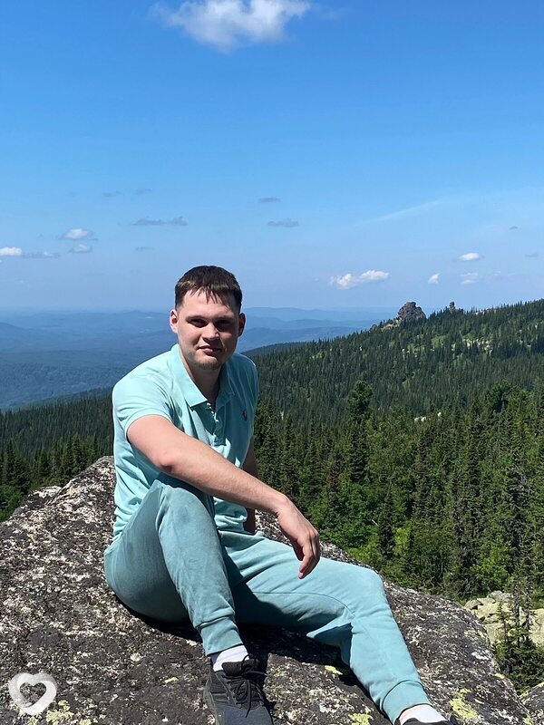 Максим, 27, Москве — анкета №2378695