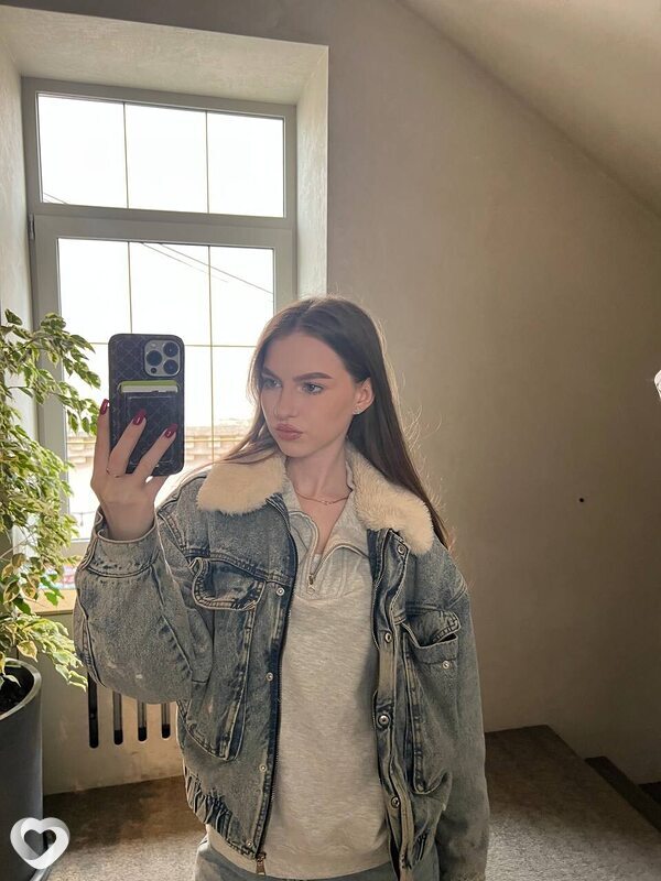 Карина, 24, Иркутске — анкета №2378974