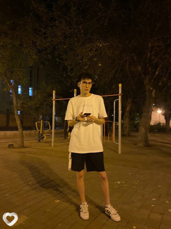 Эм, 24, Санкт-Петербурге — анкета №2379094