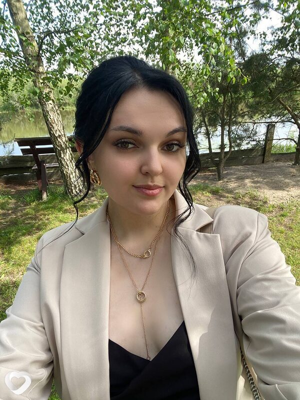 Алёна, 23, Бресте — анкета №2379746