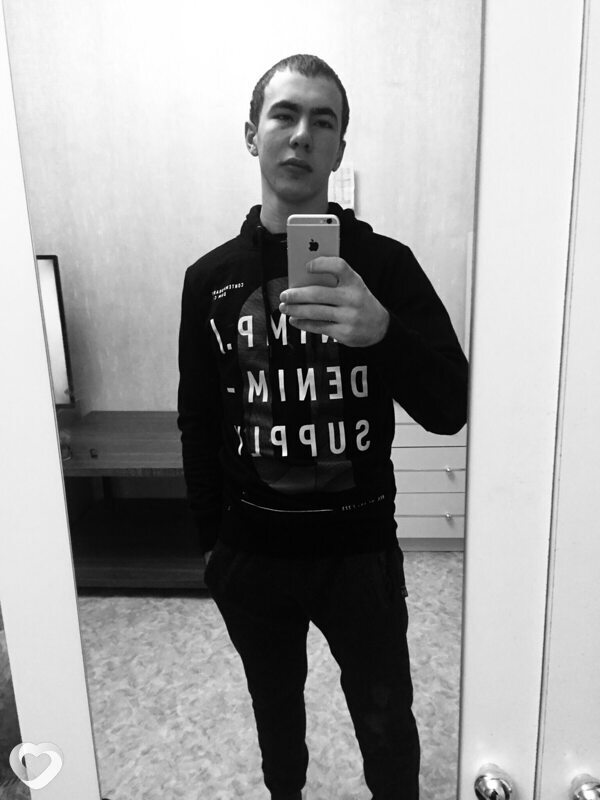 Никита, 27, Новосибирске — анкета №2379497