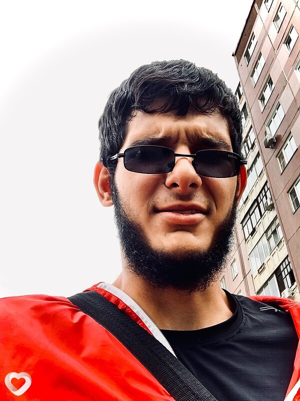 Исам, 19, Томске — анкета №2379659